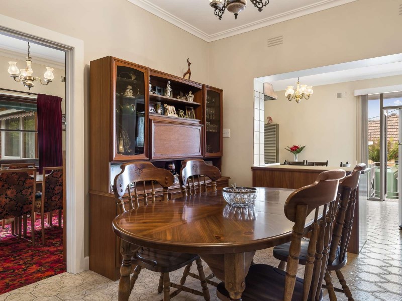 18 Erasmus Street, Surrey Hills VIC 3127