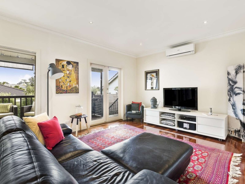 5 Orchard Crescent, Mont Albert North VIC 3129