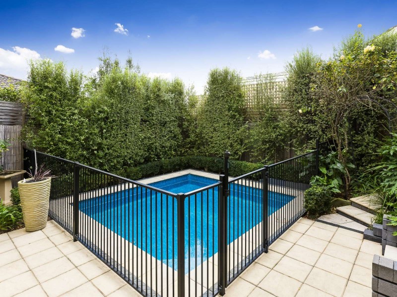5 Orchard Crescent, Mont Albert North VIC 3129