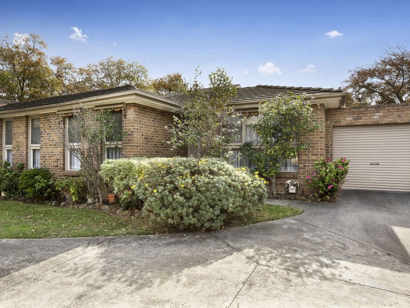 Villa 2, 131 Rowell Avenue, Camberwell VIC 3124