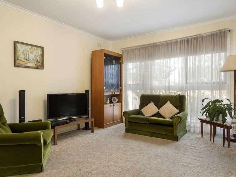 Villa 2, 131 Rowell Avenue, Camberwell VIC 3124