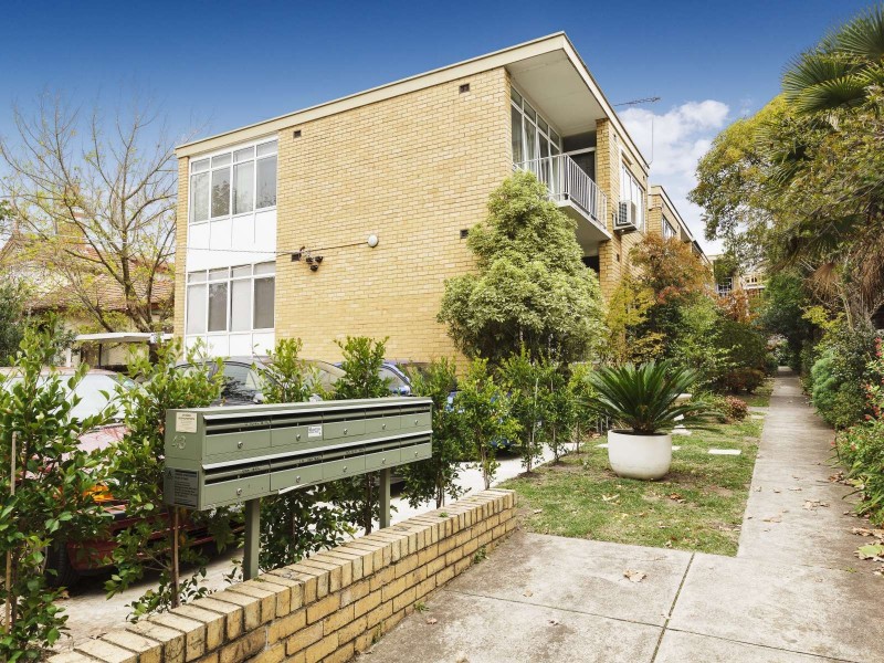 9/43 Inglesby Road, Camberwell VIC 3124