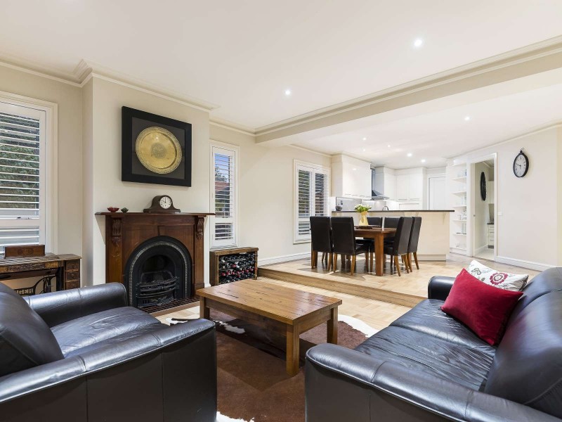2B York Road, Glen Iris VIC 3146
