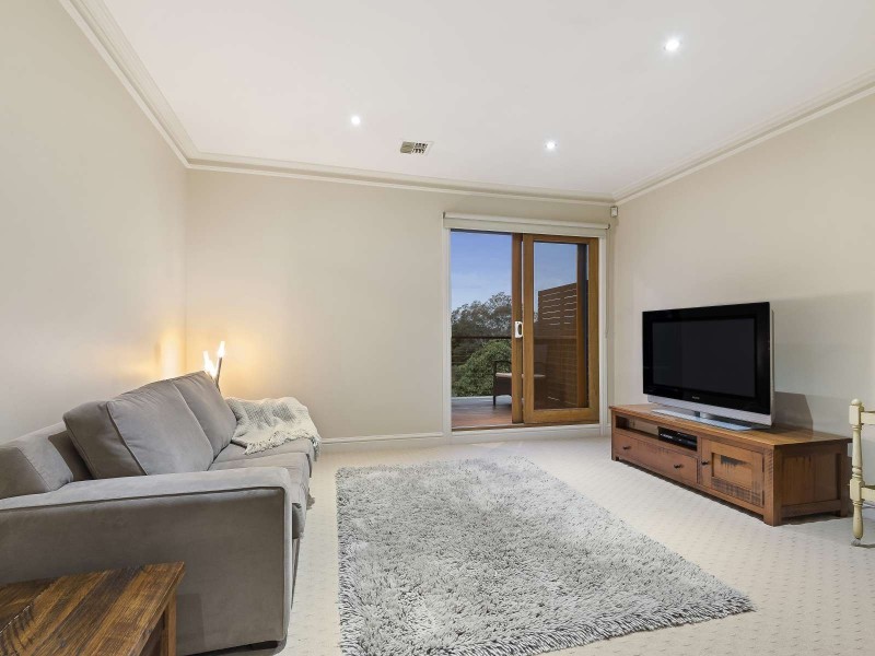 2B York Road, Glen Iris VIC 3146