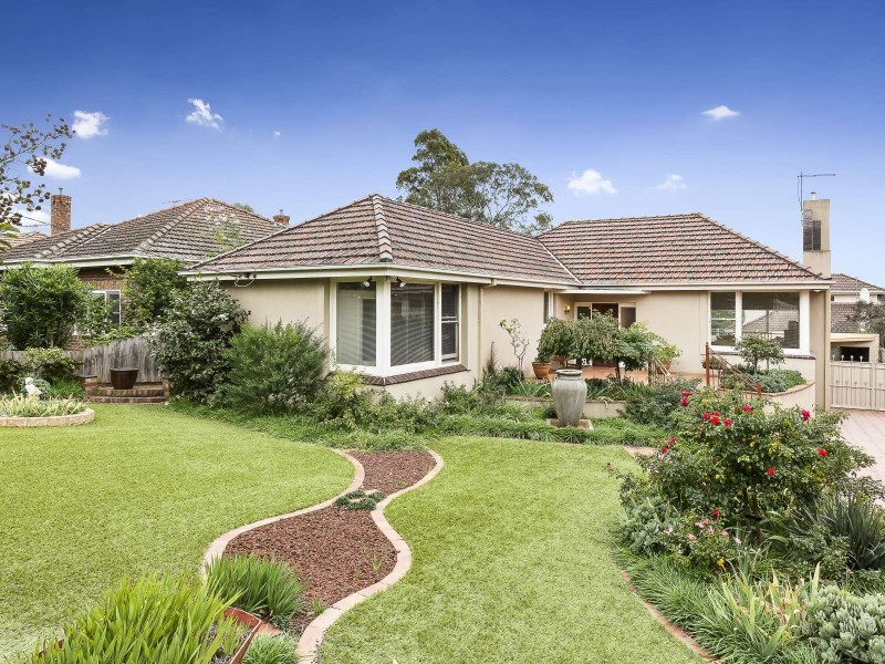 17 Rosedale Road, Glen Iris VIC 3146