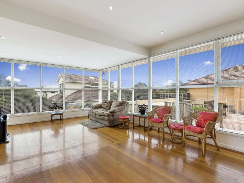 17 Rosedale Road, Glen Iris VIC 3146