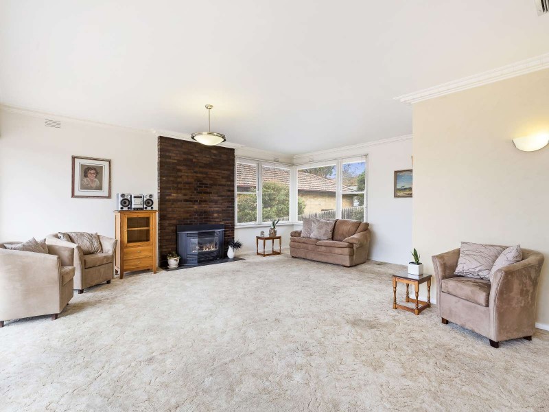 17 Rosedale Road, Glen Iris VIC 3146