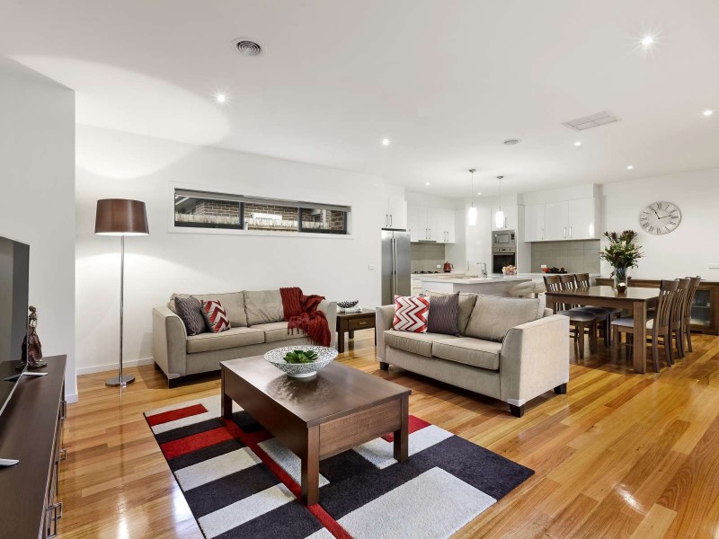 1 & 2/32 Haig Street, Burwood VIC 3125