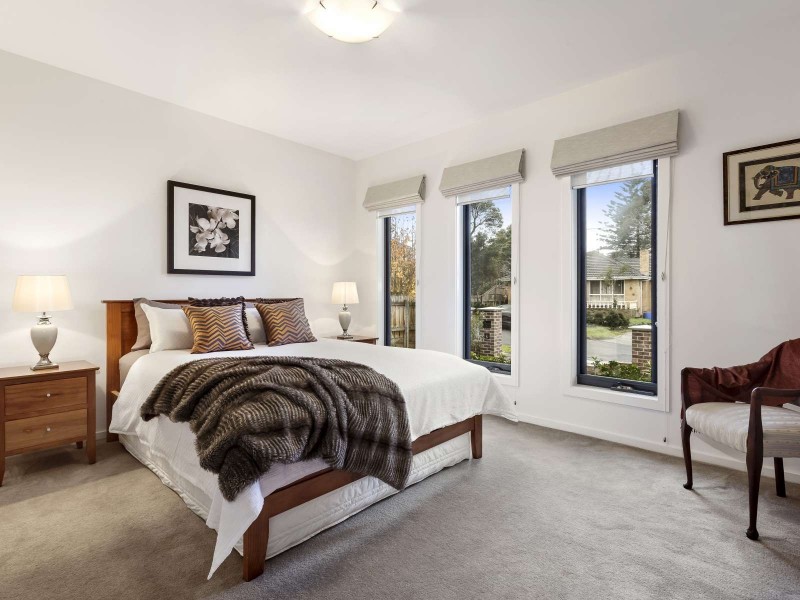 1 & 2/32 Haig Street, Burwood VIC 3125