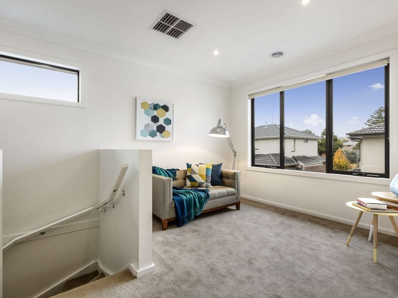 1 & 2/32 Haig Street, Burwood VIC 3125