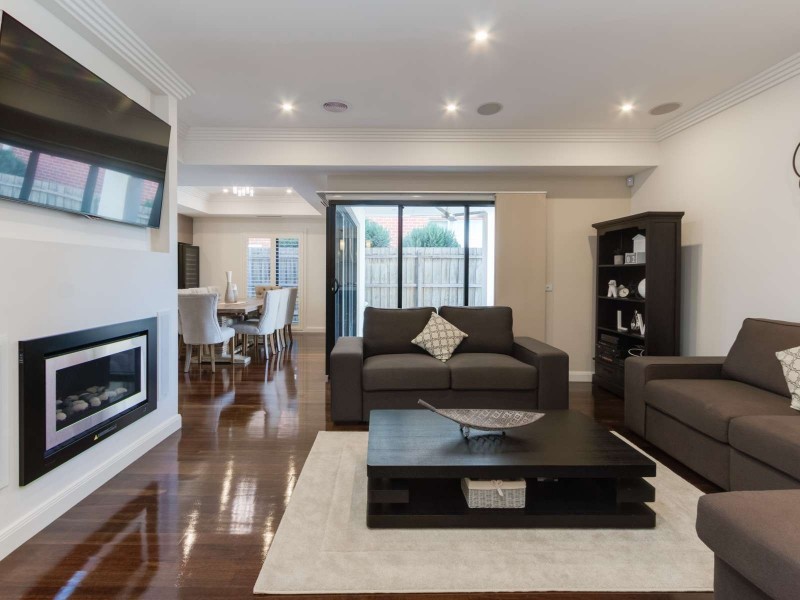 1/35 Haig Street, Burwood VIC 3125