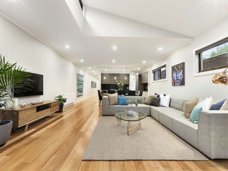 8A Queens Parade, Glen Iris VIC 3146