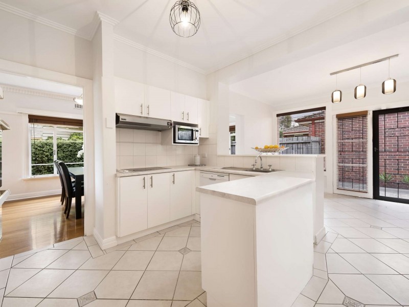 1/52 Bowen Street, Malvern East VIC 3145