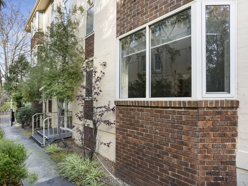 2/45 Caroline Street, South Yarra VIC 3141