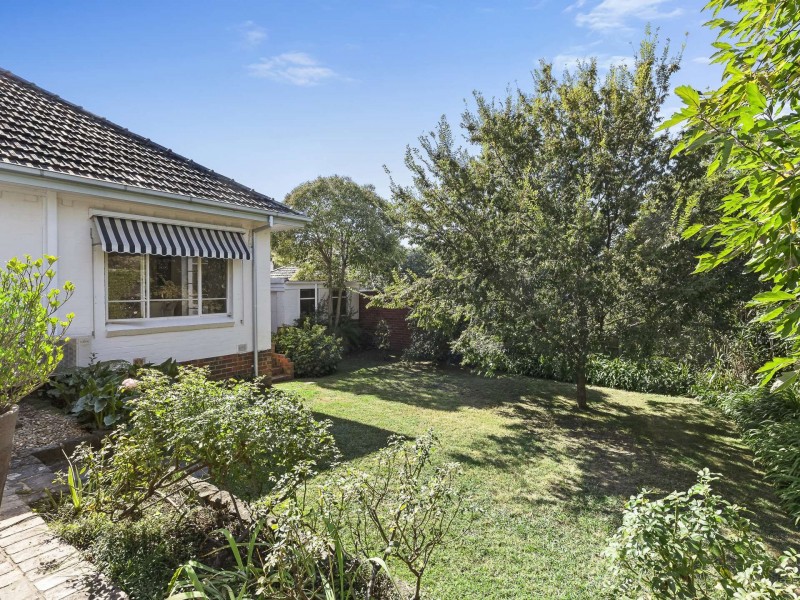 20 Crellin Grove, Camberwell VIC 3124
