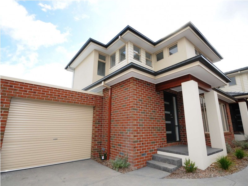 2/277 Warrigal Road, Burwood VIC 3125