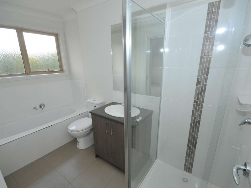 2/277 Warrigal Road, Burwood VIC 3125