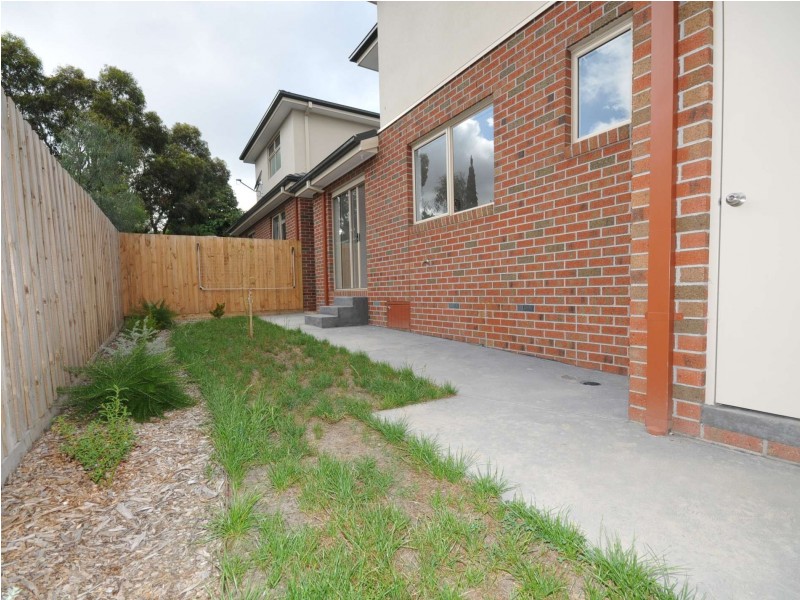 2/277 Warrigal Road, Burwood VIC 3125