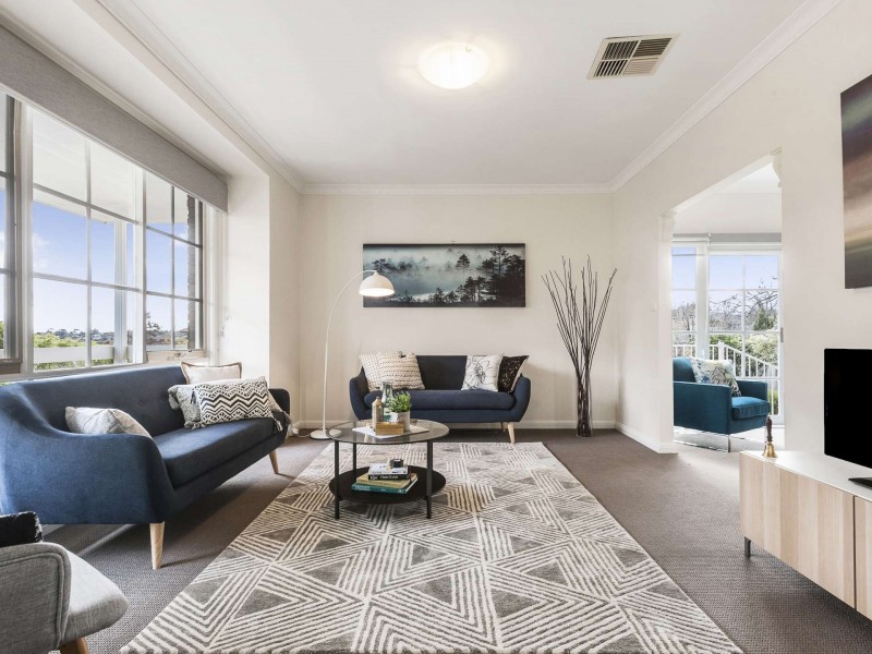 1/2 Braeside Avenue, Camberwell VIC 3124