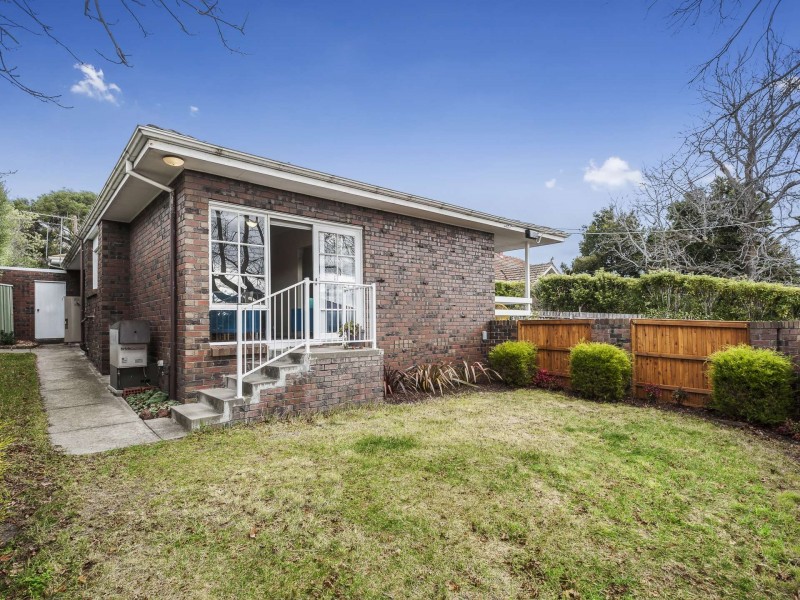 1/2 Braeside Avenue, Camberwell VIC 3124