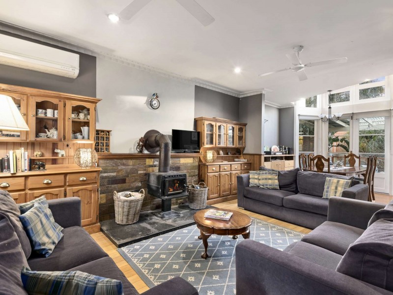 9 Tanner Avenue, Kew East VIC 3102