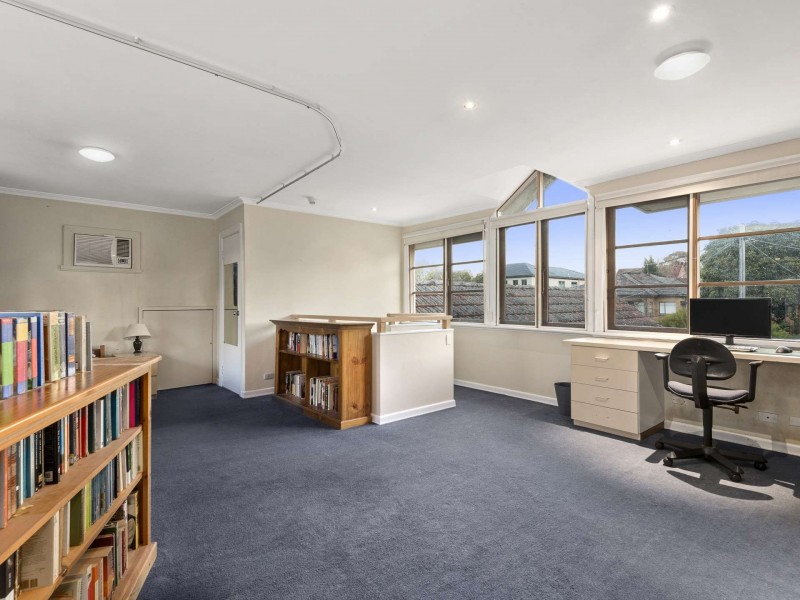 9 Tanner Avenue, Kew East VIC 3102