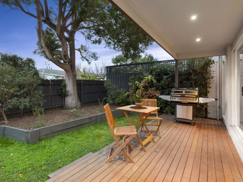1A Rosemary Grove, Glen Iris VIC 3146