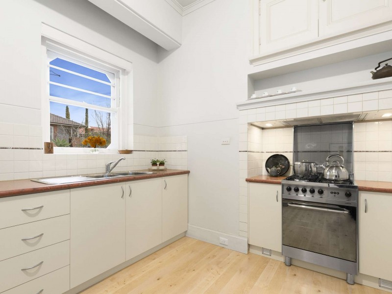 2A Barbara Avenue, Glen Iris VIC 3146