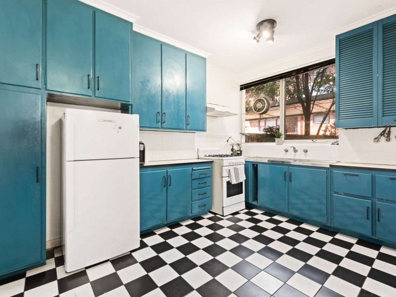 1/88 Warrigal Road, Surrey Hills VIC 3127