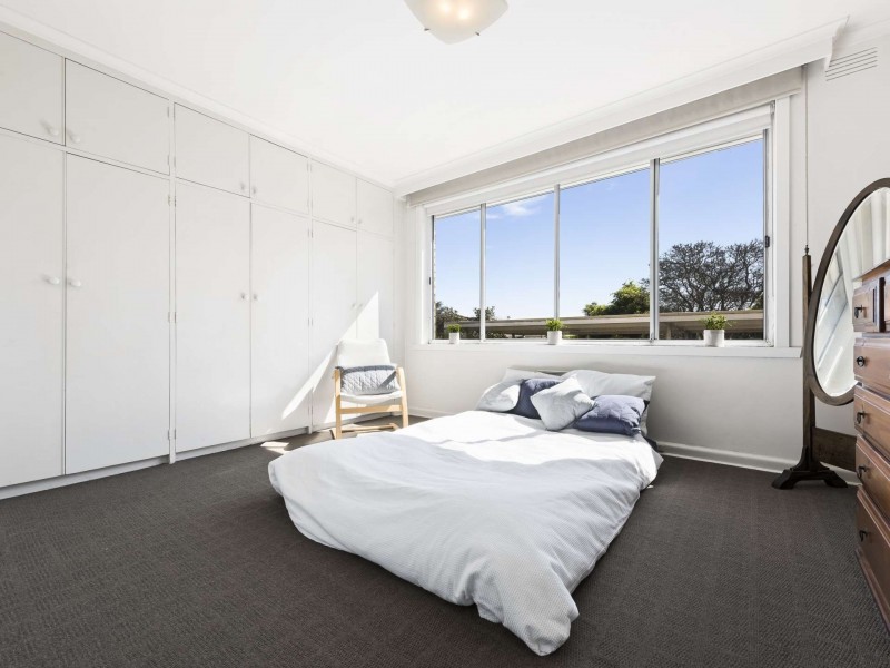 1/88 Warrigal Road, Surrey Hills VIC 3127