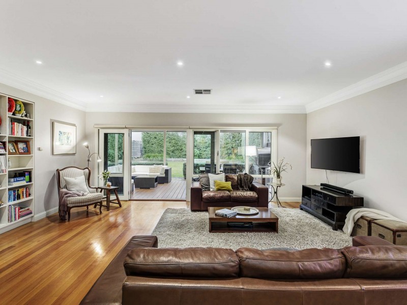 13 Lambourne Street, Surrey Hills VIC 3127