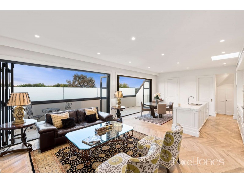 The Penthouse 13 Somers Avenue, Malvern VIC 3144