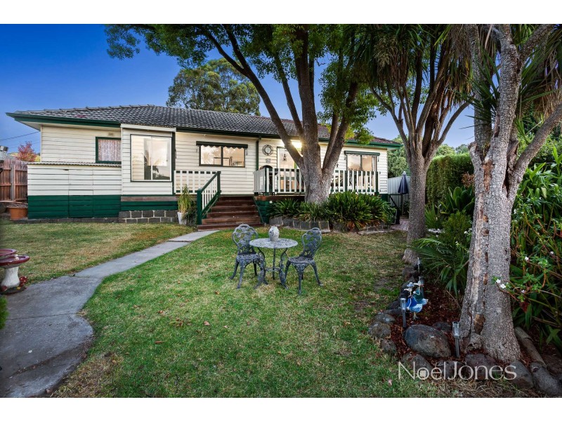 4 Marilyn Court, Blackburn North VIC 3130