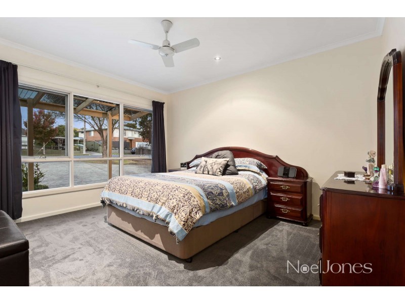 4 Marilyn Court, Blackburn North VIC 3130