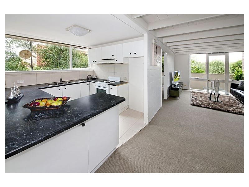 14/10-16 White Street, Glen Iris VIC 3146