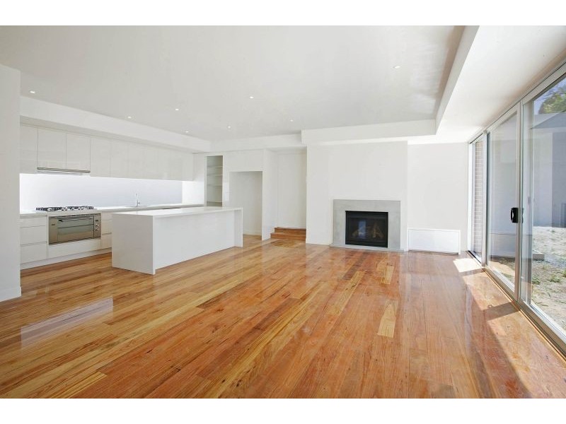 1 & 3/911 Toorak Road, Camberwell VIC 3124