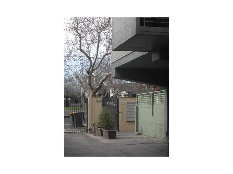 19/193 Brighton Road, Elwood VIC 3184