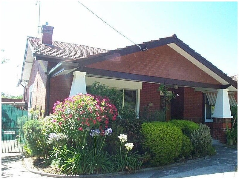 13 Glen Iris Road, Camberwell VIC 3124