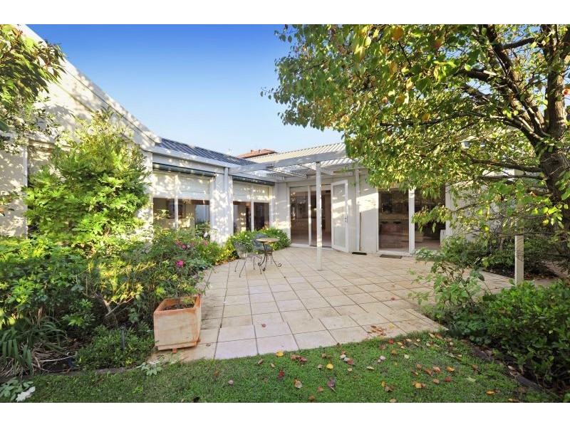 9 White Street, Glen Iris VIC 3146