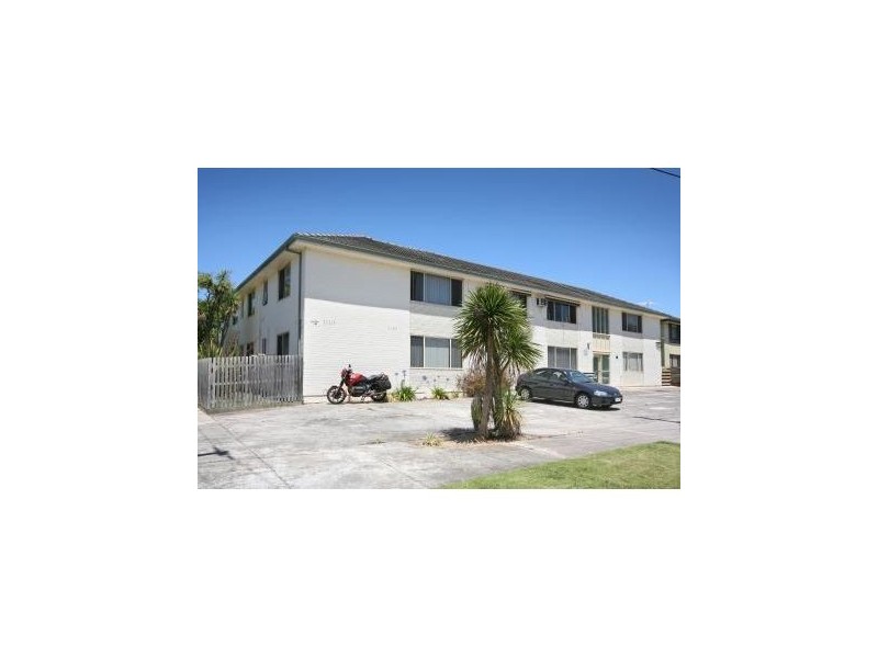 8/12 Brentwood Street, Bentleigh VIC 3204