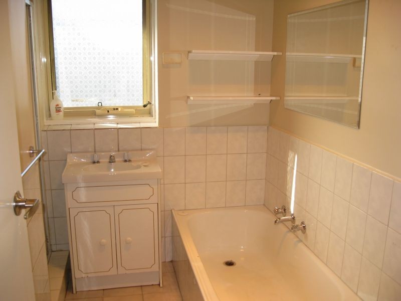 8/12 Brentwood Street, Bentleigh VIC 3204