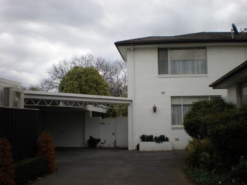 4/7 Lewes Drive, Malvern East VIC 3145