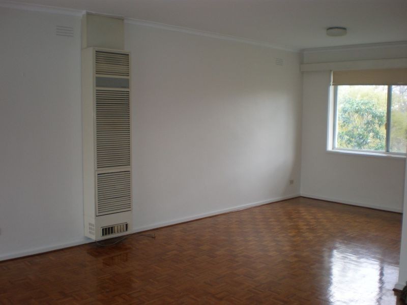 4/7 Lewes Drive, Malvern East VIC 3145
