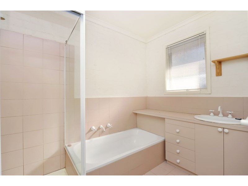 2/7 Ruskin Road, Glen Iris VIC 3146
