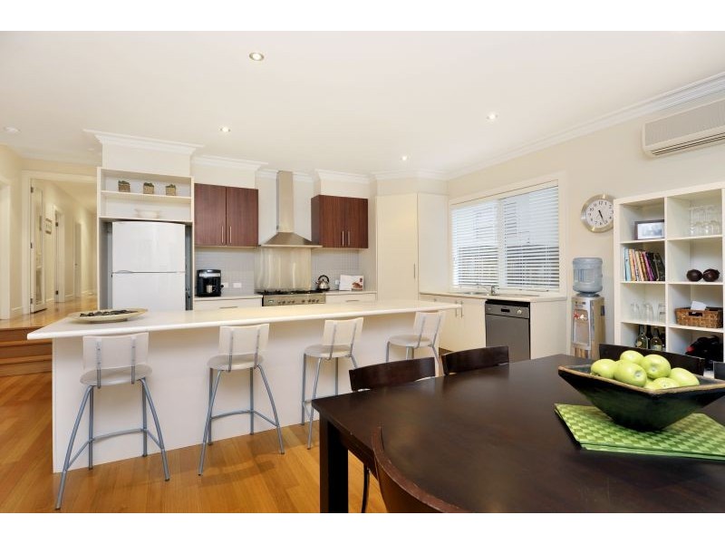 18 Kildare Street, Burwood VIC 3125