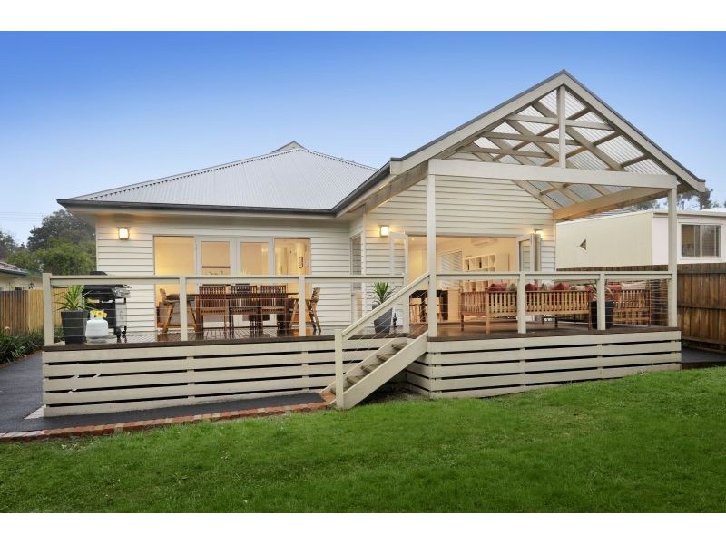 18 Kildare Street, Burwood VIC 3125