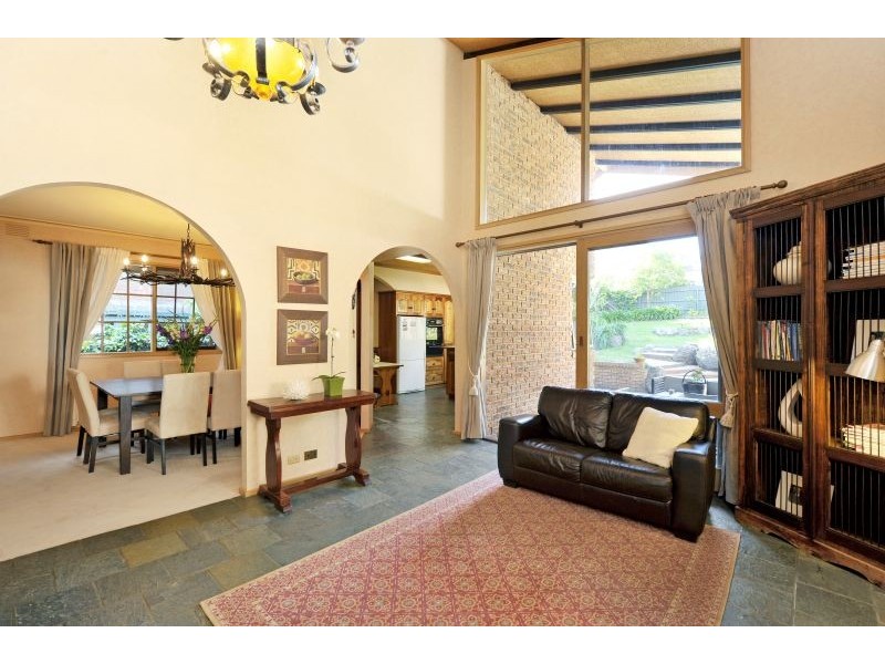 5 Bridges Street, Glen Iris VIC 3146