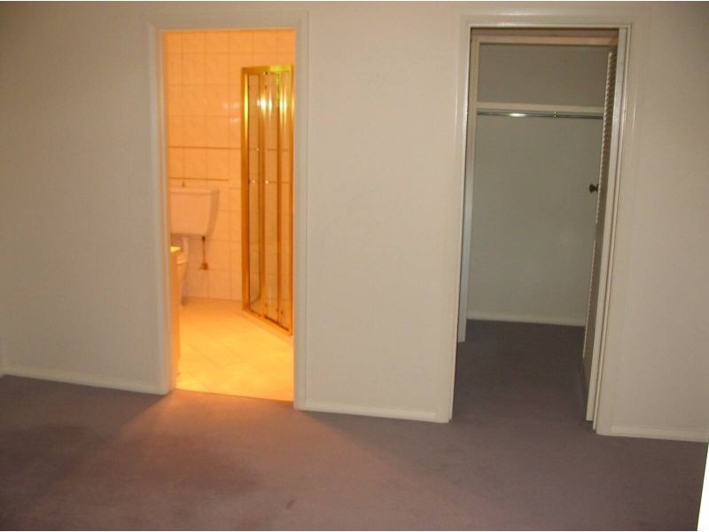 3/1 Erica Avenue, Glen Iris VIC 3146