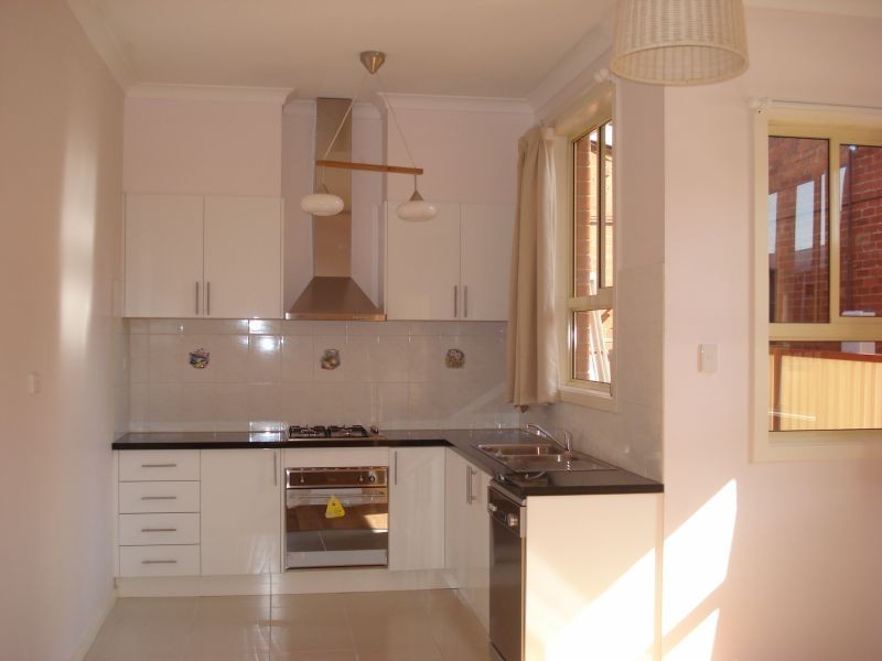 33 Reed Lane  near corner of 364 Wattletree Rd, Malvern East VIC 3145