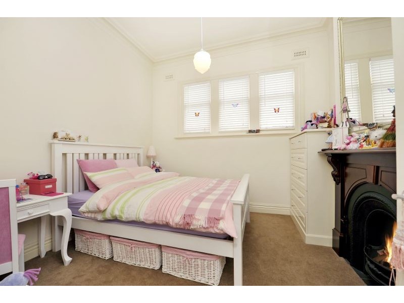 11 Howitt Street, Glen Iris VIC 3146
